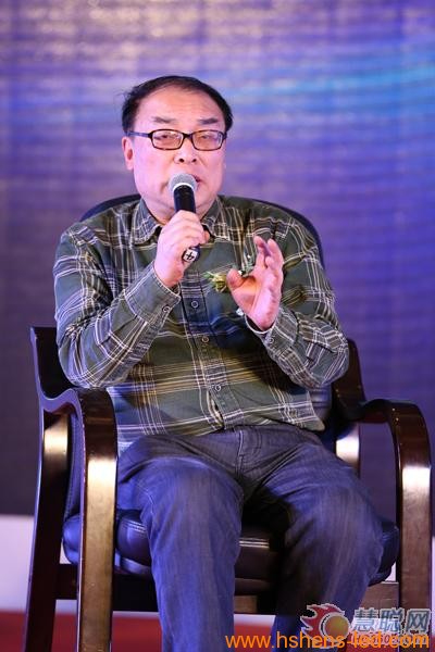 上海廣告協(xié)會(huì )戶(hù)外廣告委員會(huì )主任裘東明